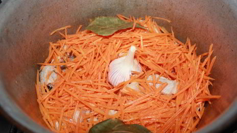 плов с приправой карри