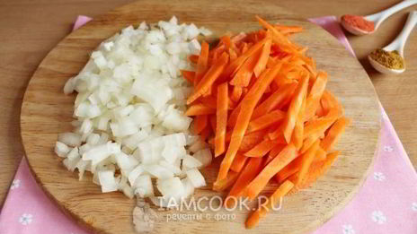 постный плов с сухофруктами