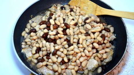 мясное рагу с фасолью