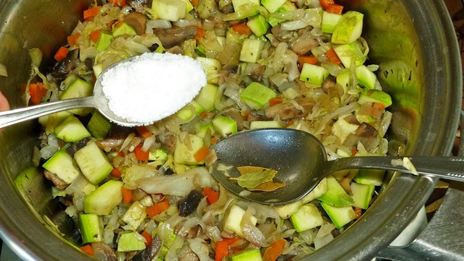 овощное рагу с грибами