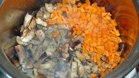 овощное рагу с грибами