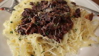 Паста с рагу из дичи