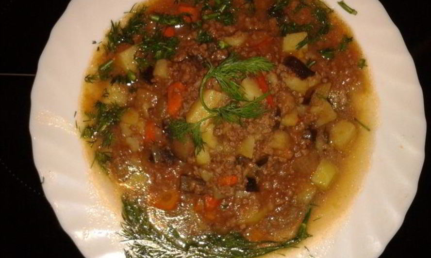 Рецепт рагу из баклажанов с фаршем