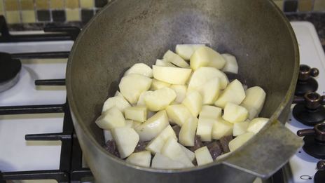 рагу из говядины овощное с картофелем