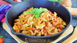 Рагу из кабачков с курицей