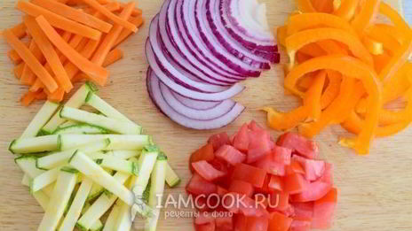 рагу из кабачков с курицей