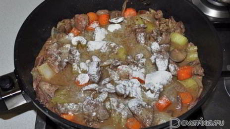 рагу из куриных сердечек и печени