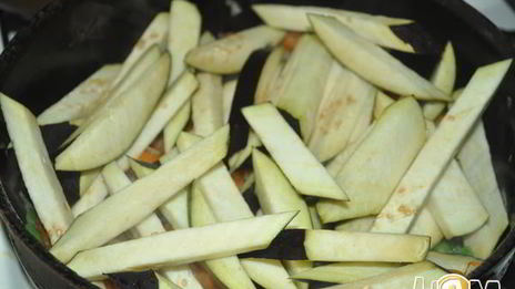 рагу с кешью и мини-морковью