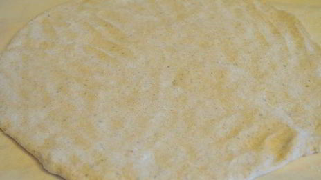 цельнозерновые сметанные треугольники с аппетитным рагу из индейки