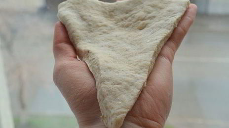 цельнозерновые сметанные треугольники с аппетитным рагу из индейки