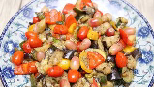 Рататуй с виноградом