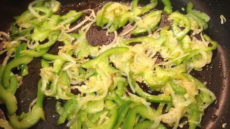 рисовая лапша с креветками и мидиями