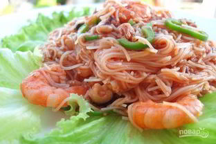 Рисовая лапша с овощами и морепродуктами