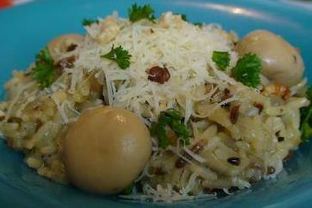 Итальянское ризотто с маринованными грибами и сыром Джюгас