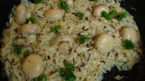 итальянское ризотто с маринованными грибами и сыром джюгас
