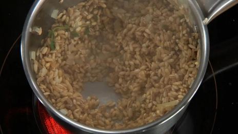 ризотто из перловки с индейкой