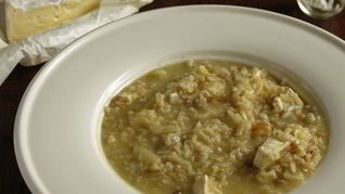 Ризотто с бурым рисом и камамбером