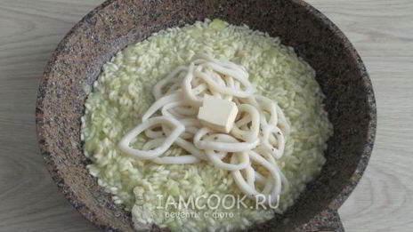 ризотто с кальмарами