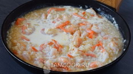 ризотто с креветками в сливочном соусе