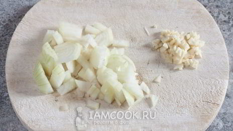 ризотто с морепродуктами в томатном соусе