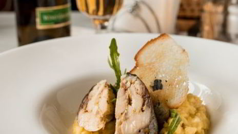 рулетики из дорады с шафрановым ризотто