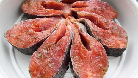 форель на пару в мультиварке