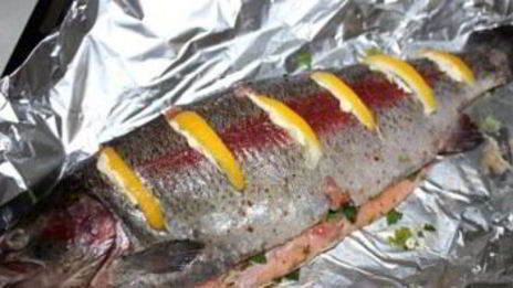 форель радужная в фольге