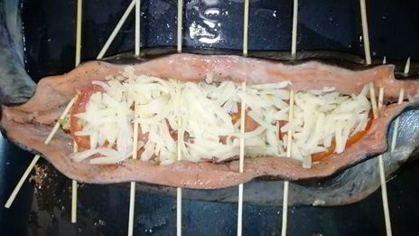 горбуша, фаршированная булгуром