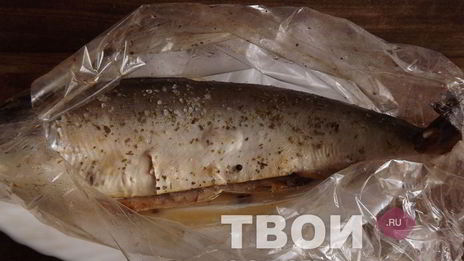 горбуша, запеченная в рукаве