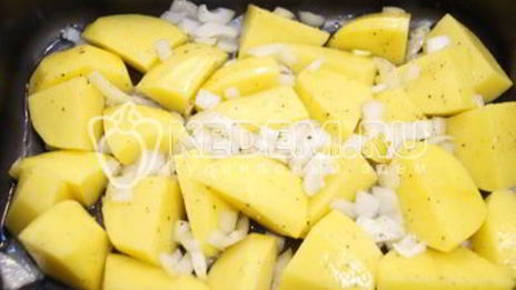 камбала в духовке с картофелем