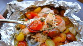 Красная рыба с помидорами в духовке