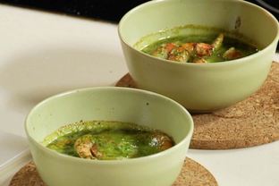 Креветки в зеленом соусе