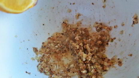 лосось под майонезом, запеченный в рукаве