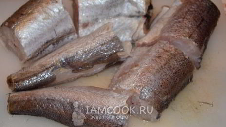 минтай с овощами в мультиварке