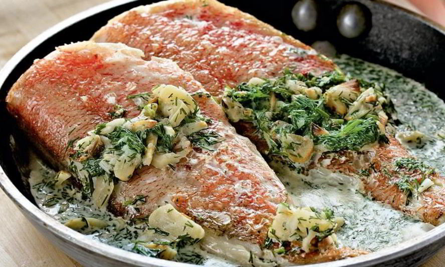 Рецепт окуня под чесночным соусом