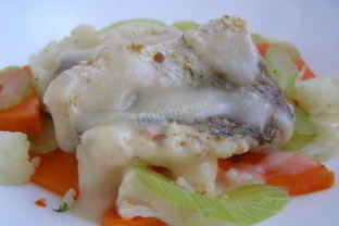 Рыба припущенная