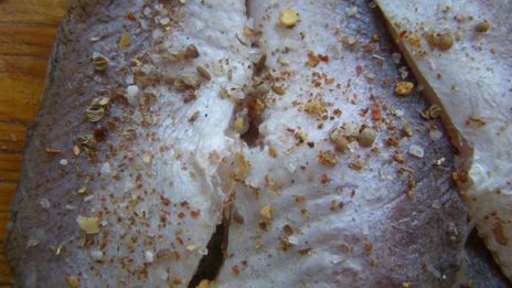 рыба припущенная