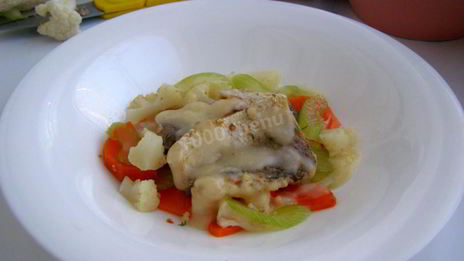 рыба припущенная