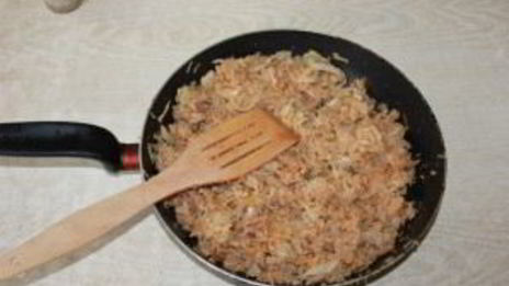 рыба, запеченная с квашеной капустой