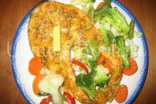 Семга жареная с гарниром