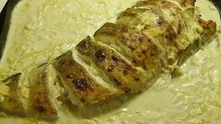 Судак в духовке под сметанным соусом