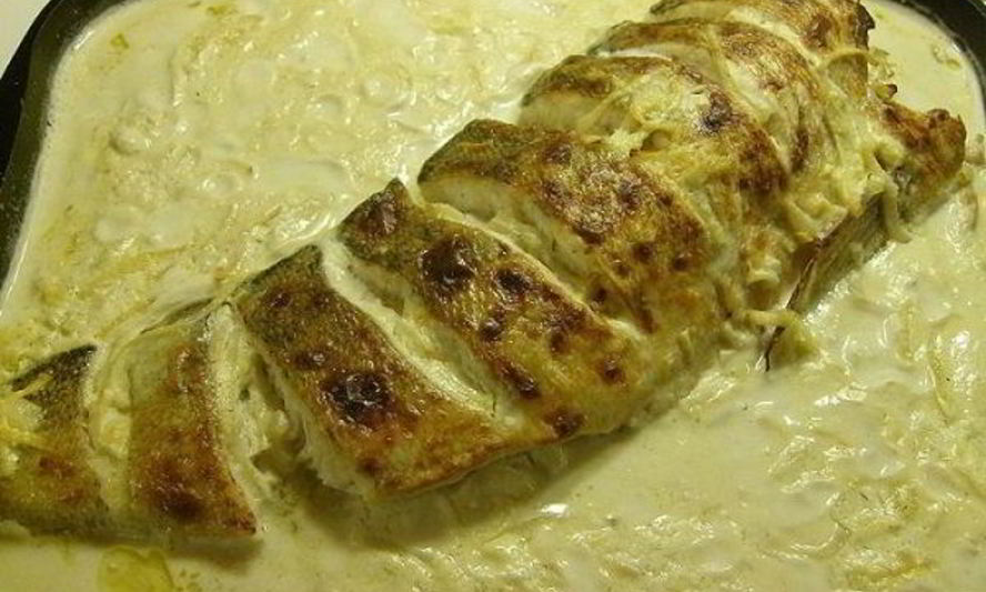 Рецепт судака в духовке под сметанным соусом