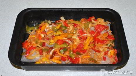 судак в духовке с соусом и сыром