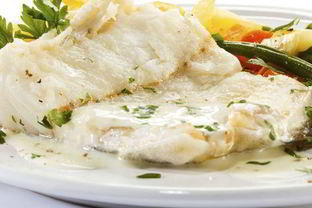 Треска запеченная в сметано-укропном соусе