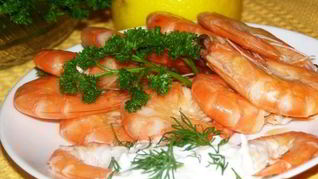 Жареные креветки в чесночном соусе