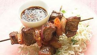 Азиатский шашлык из говядины с ананасом