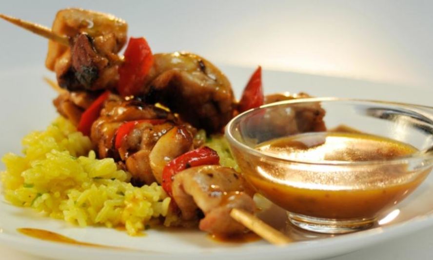 Рецепт куриных шашлычков в мандариновом соусе