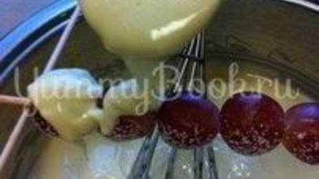 шашлычки виноград в шоколаде