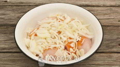 шашлык из курицы с уксусом и луком