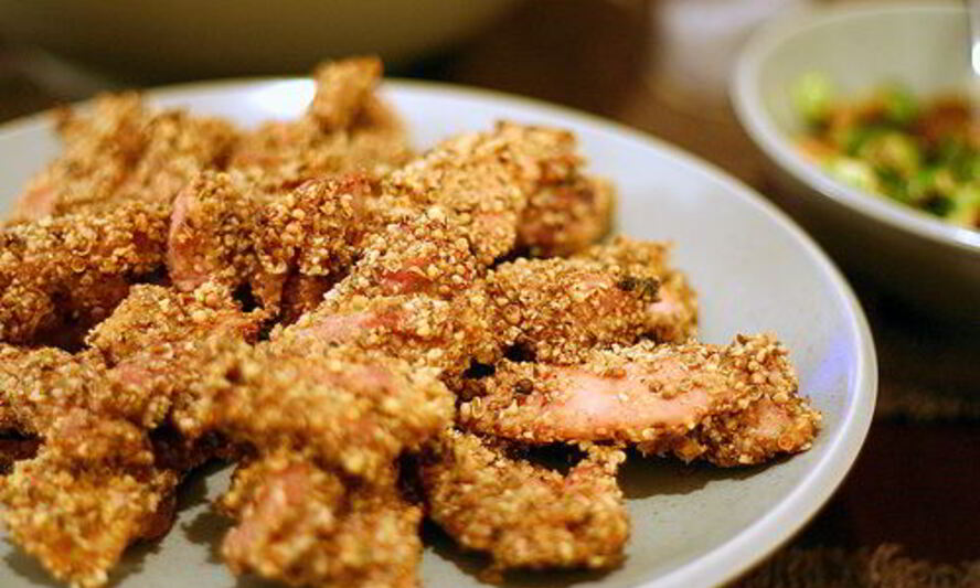 Рецепт шашлыка из курицы в панировке из приправы дукка